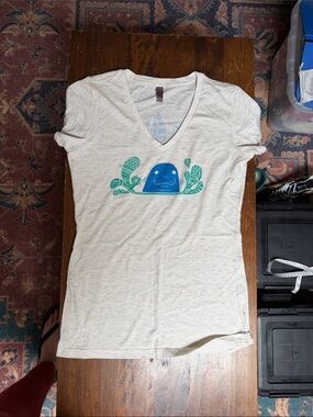 Fitted marine mammal center shirt